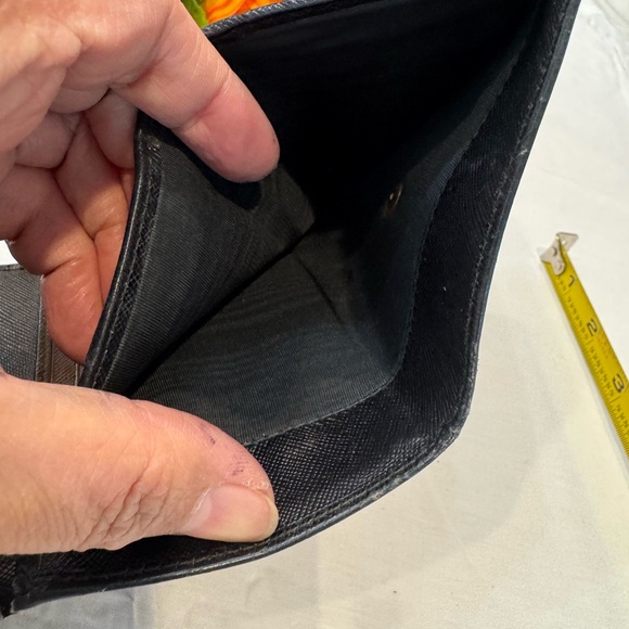 Prada Black Wallet - Picture 10 of 13